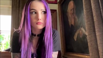 Goth Girl Valerica Steele Squirtet Auf Den Schwanz Ihres Stiefbruders